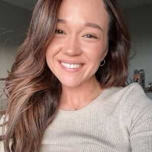 Meet your Posher, Elisha